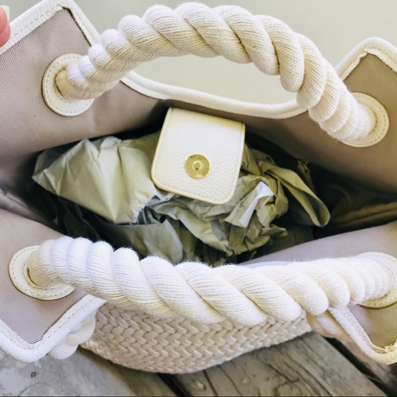 Talbot’s Nautical Rope Bag - Picture 3 of 8